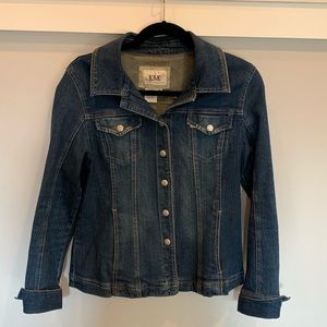 NWOT Jean jacket. Tapered Stretchy material